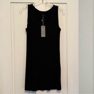 Black Sleeveless Dress